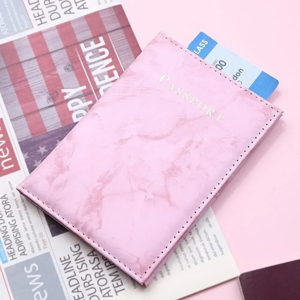 couverture de passeport de voyage pour femmes, motif marbre rose, sac porte-passeport, étuis de crédit, accessoires essentiels de protection pour billets fins