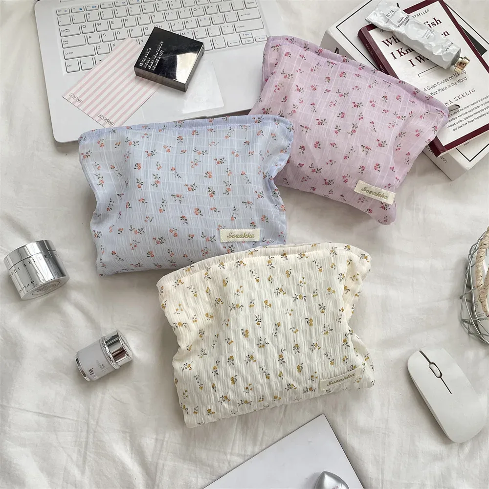 trousse de maquillage florale, sac de toilette léger et transparent à motif de cerises, sac de voyage portable pour soins de la peau, idéal pour les femmes et les jeunes filles.