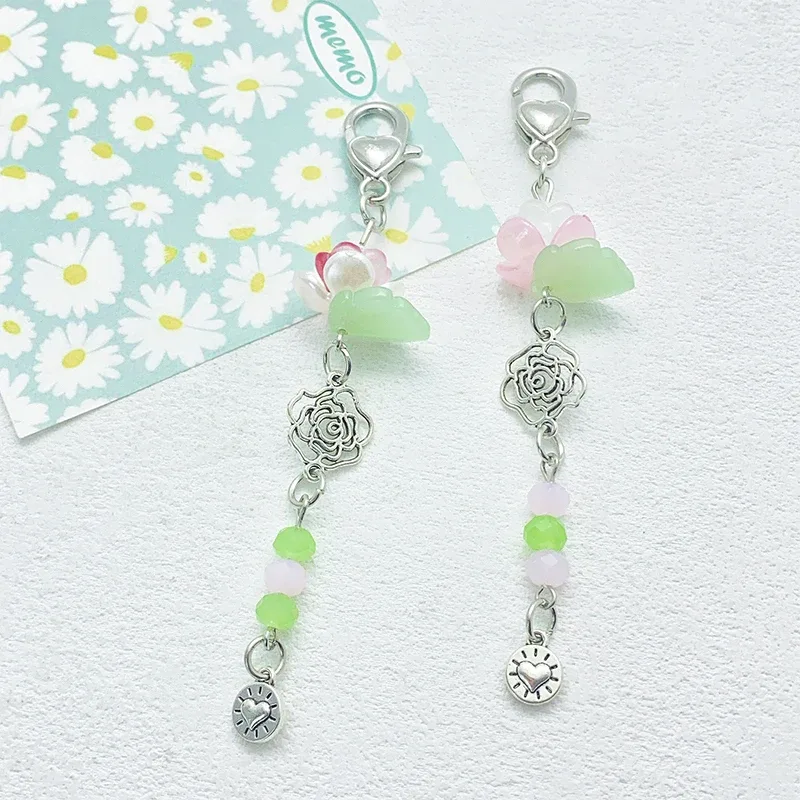 porte-clés breloque mignon et simple en forme d'étoile, cœur ou nœud papillon, pendentif kawaii pour femme, décoration exquise pour sac à dos, cadeau