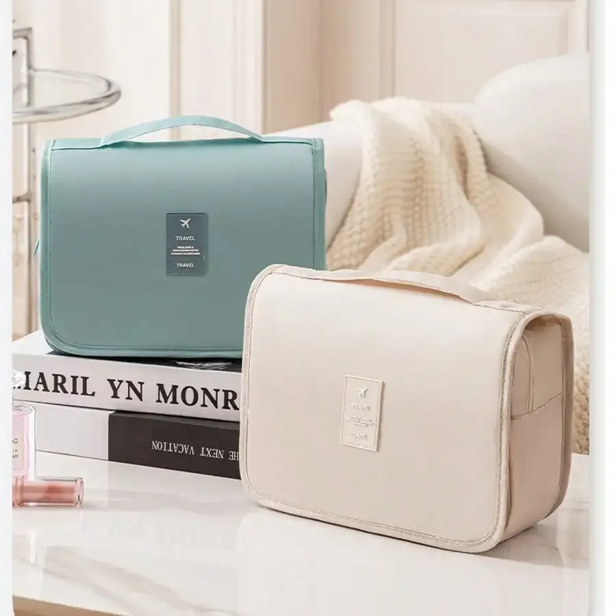 trousse de toilette de voyage de style coréen, trousse de maquillage, trousse à crochet, trousse de rangement multifonctionnelle de grande capacité avec compartiment séparé pour les articles secs et humides.