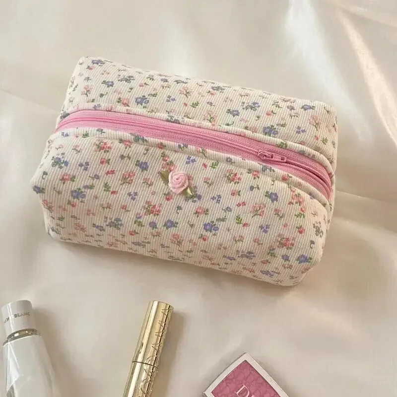 sac de rangement pour rouge à lèvres floral, trousse de maquillage, sac portable, grande capacité, câble pour écouteurs, élégant, simplicité, doux, mode ins, 1 pièce