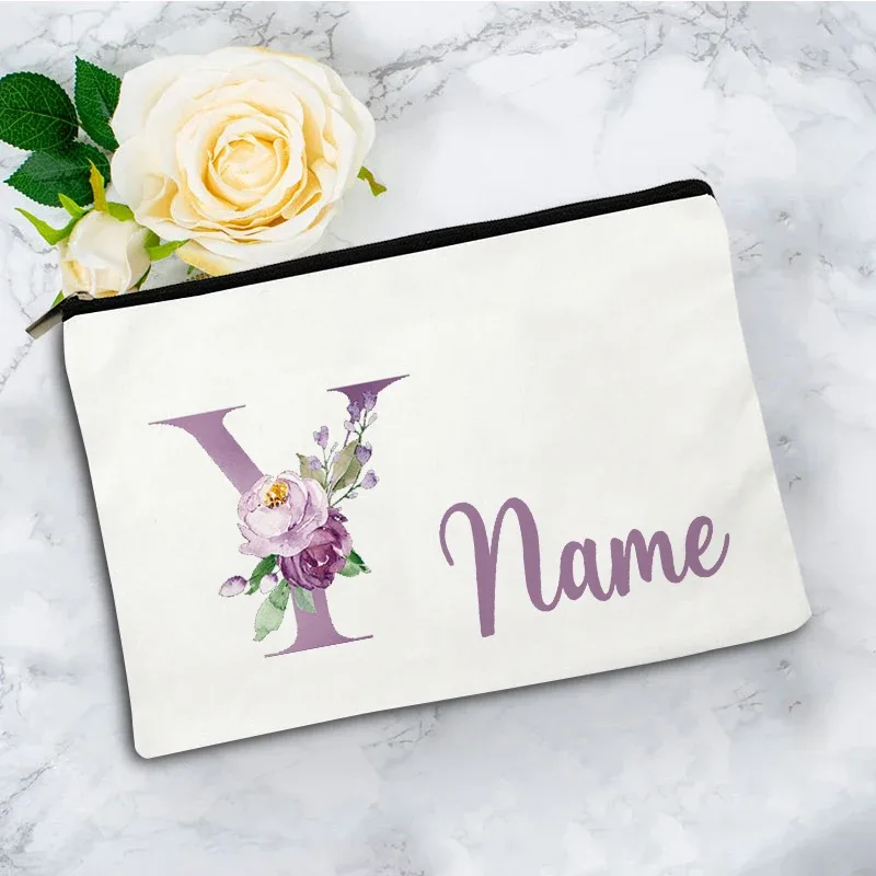 pochette de maquillage personnalisée violette à 26 motifs floraux, sac de toilette pour articles de voyage, cadeau de mariage ou d'anniversaire avec nom personnalisé