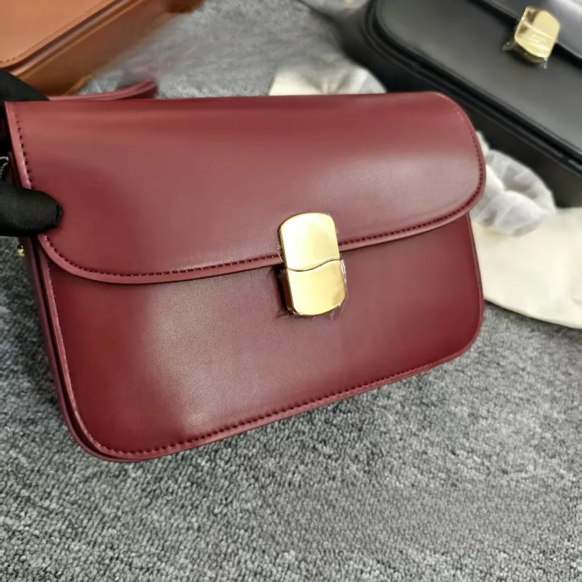 nouveau sac à main femme 2026 tendance parisien en cuir maillard décontracté avec fermeture métallique – sacs tofu
