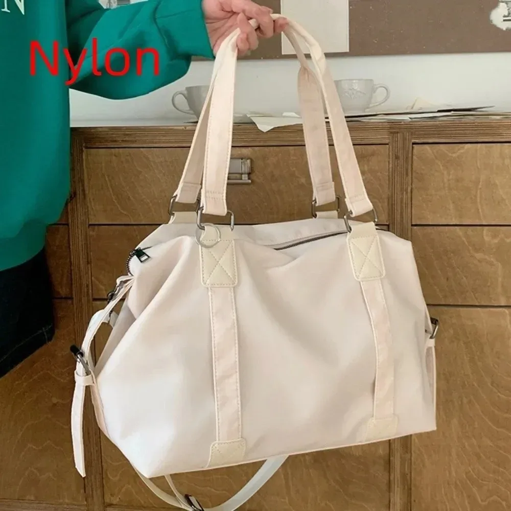 sac de voyage simple et imperméable, grande capacité, sac de sport en nylon pour les trajets quotidiens, sac fourre-tout décontracté et simple pour le quotidien