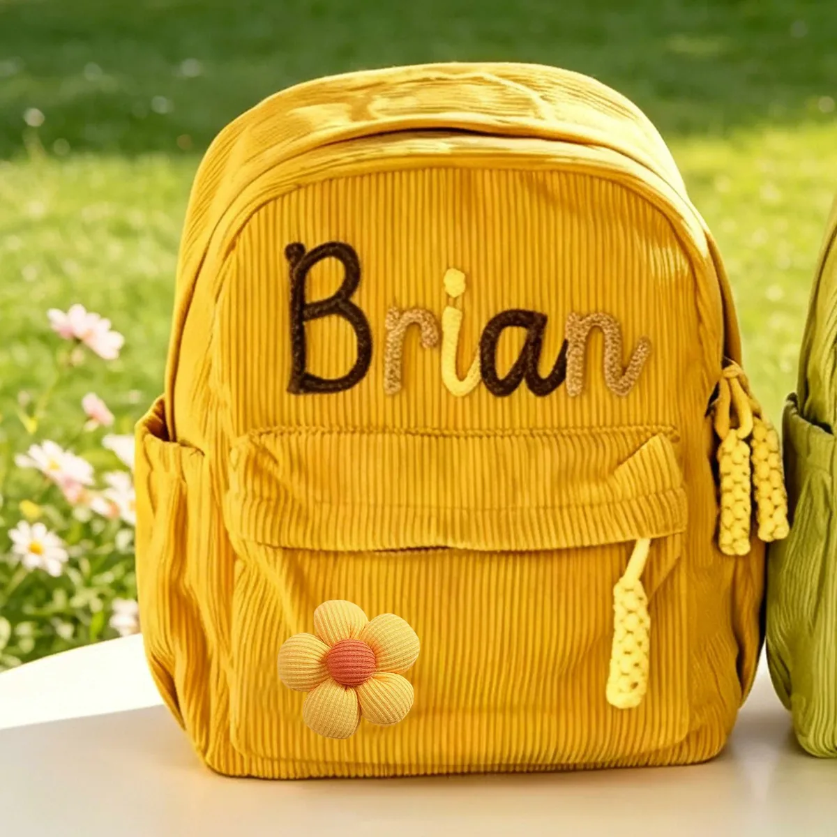 sac à dos en velours côtelé personnalisé 1 pièce, lettres brodées à la main, décorations florales/animales, cadeau idéal.