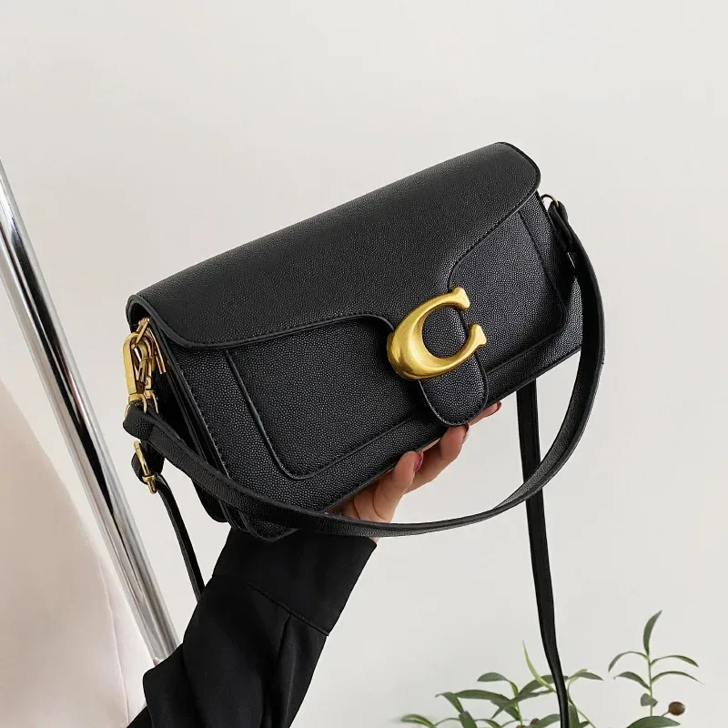 sac à bandoulière classique en grain de litchi 2026, sac polyvalent et élégant à porter en travers du corps