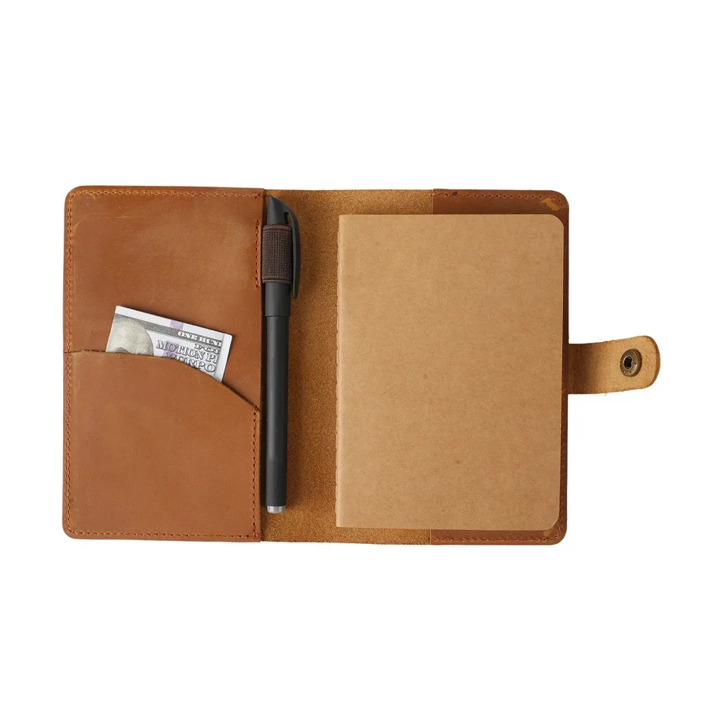 pochette voyage cuir vache marron clair button closure intérieur liège beige organisateur documents neutral