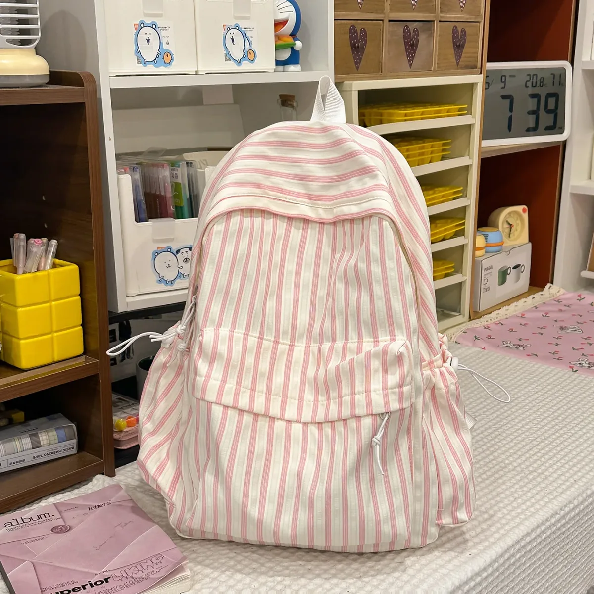 nouveau style japonais, sac à dos décontracté à rayures, grande capacité, pour collégiennes, idéal pour les voyages, sac à dos à double bandoulière pour filles 2026