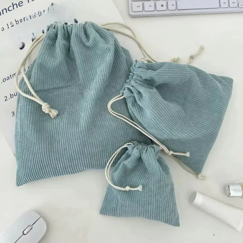 sacs cosmétiques en velours côtelé de couleur unie avec cordon de serrage, sac de rangement pour cadeaux de noël, sac de voyage, organiseur de maquillage, pochette pour rouge à lèvres