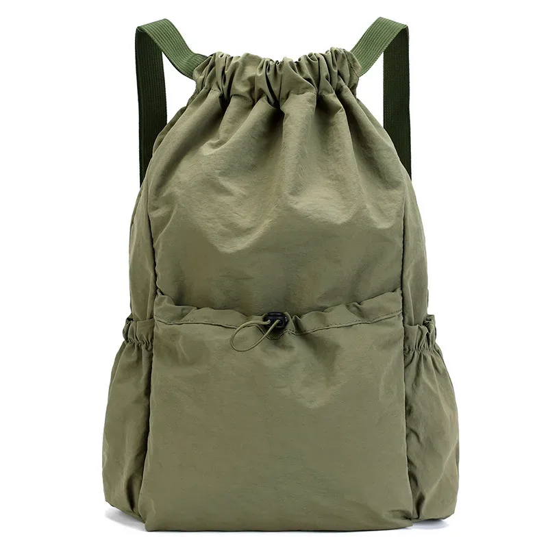 nouveau sac à dos pliable à cordon de serrage, imperméable, léger, grande capacité, sac de sport, sac de voyage portable pour la randonnée en plein air et les loisirs.