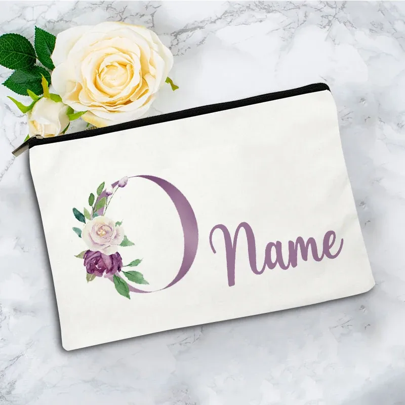 pochette de maquillage personnalisée violette à 26 motifs floraux, sac de toilette pour articles de voyage, cadeau de mariage ou d'anniversaire avec nom personnalisé