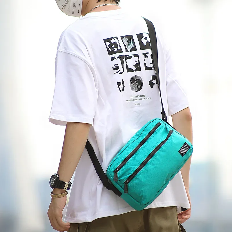 sac à bandoulière minimaliste pour hommes, sac messager d'inspiration japonaise, durable imperméable, voyage et usage quotidien, unisexe
