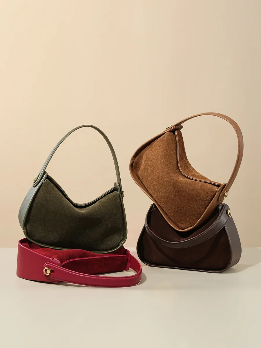 sac à bandoulière en cuir suédé pour femmes, sac à bandoulière au design unique, sac à main pour le travail et les déplacements, boîte de beauté urbaine, fourre-tout, nouvelle collection 2025