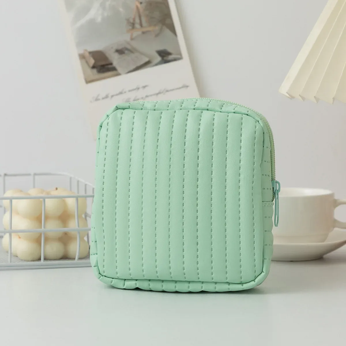 pochette en cuir de couleur bonbon pour serviettes hygiéniques, petite trousse de maquillage pour femmes, sacs organisateurs pour rouge à lèvres, câble de données, écouteurs, porte-monnaie à fermeture éclair