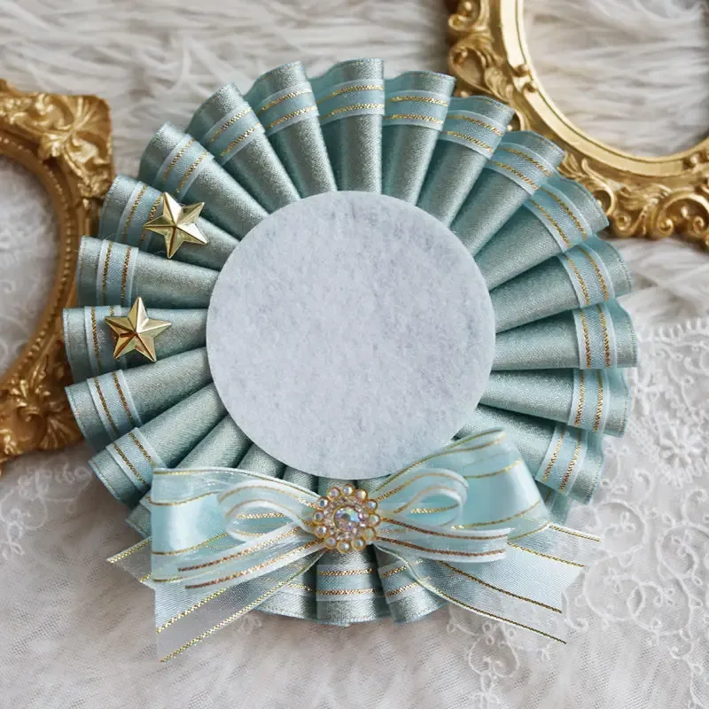 porte-badge mignon. décorations pour sacs ita. accessoires pour sacs à dos. artisanat de cosplay d'anime lolita. badge rosette