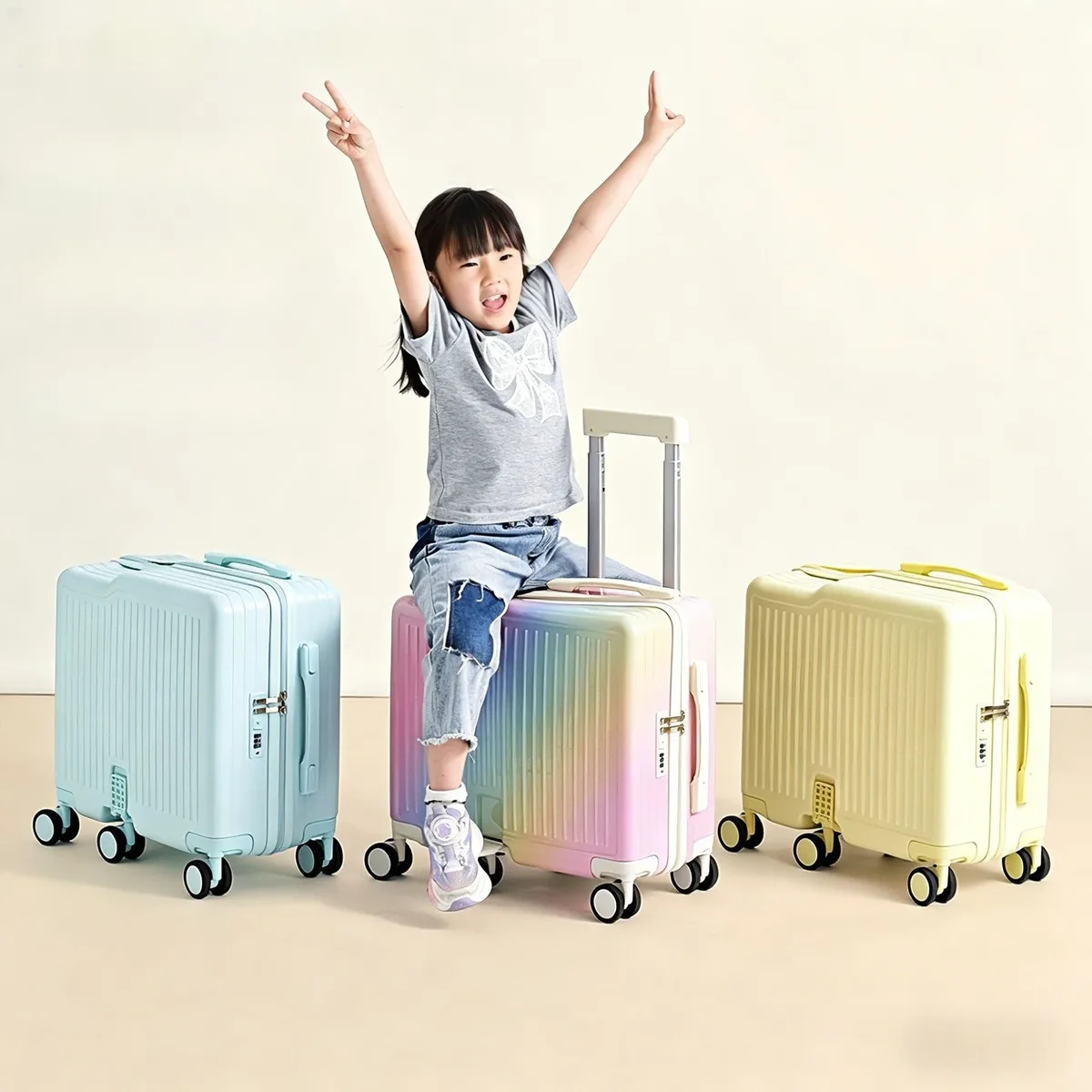 valise trolley pour enfants avec compartiment à bagages, jouet à roulettes, boîte à code, bagage cabine 20 pouces, compacte et légère pour le voyage