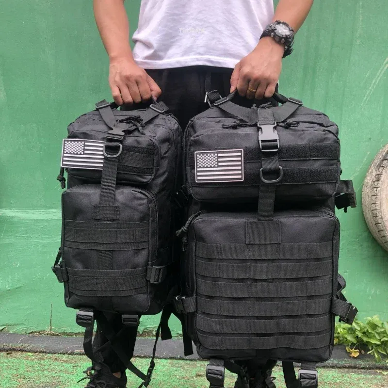 sac dos nylon rose bandes horizontales poche latérale drapeau américain sangles ajustables grande capacité voyage randonnée