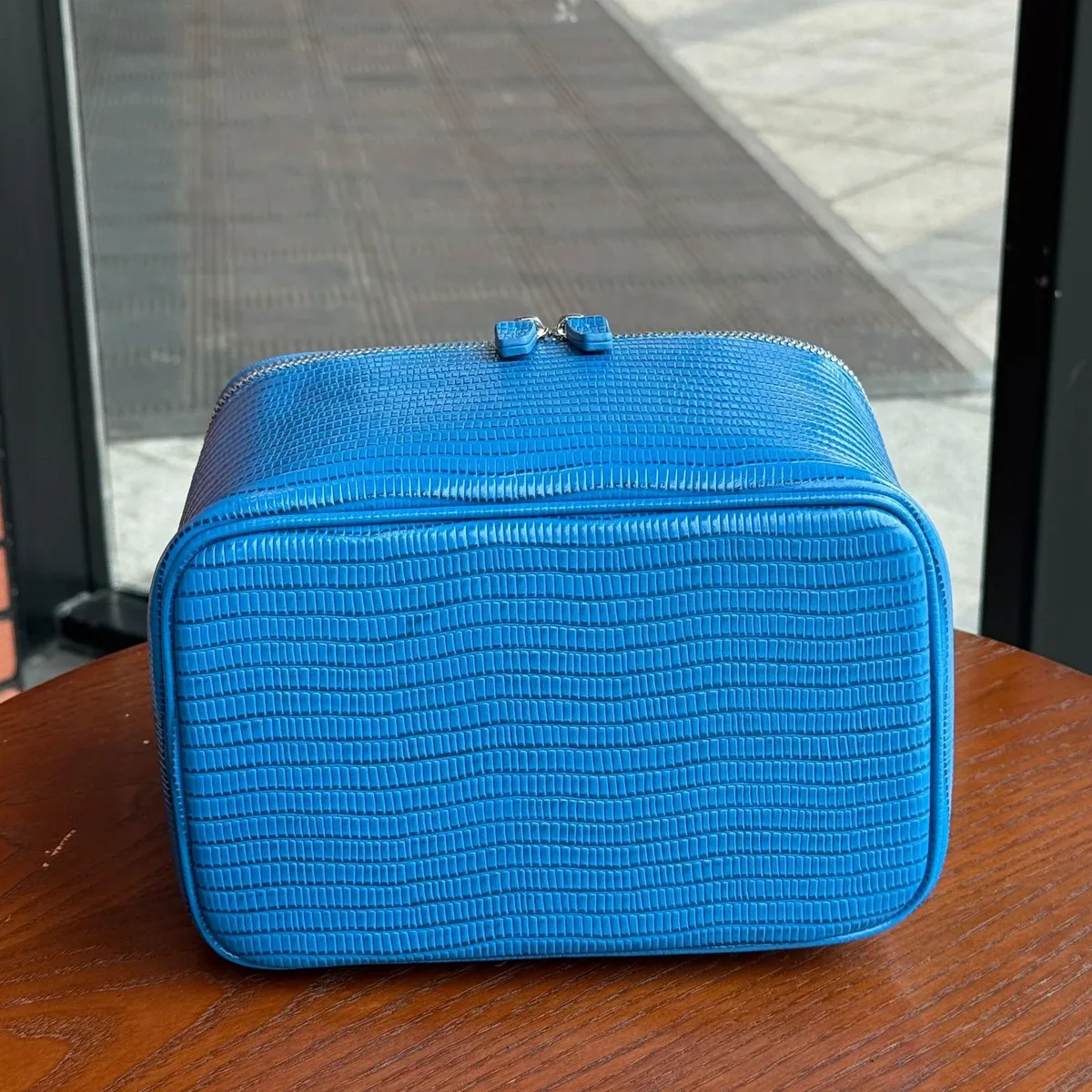 nouvelle trousse de maquillage en cuir véritable à motif lézard, grande capacité, personnalisable avec initiales, sac de voyage portable pour femmes