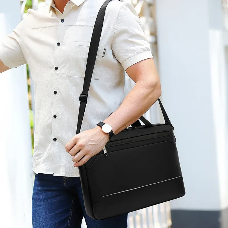 sac à main avec logo personnalisé pour homme, pochette pour ordinateur portable, sac pour ordinateur portable, étanche, travail, affaires, décontracté, étui à bombes, initié, vente en gros