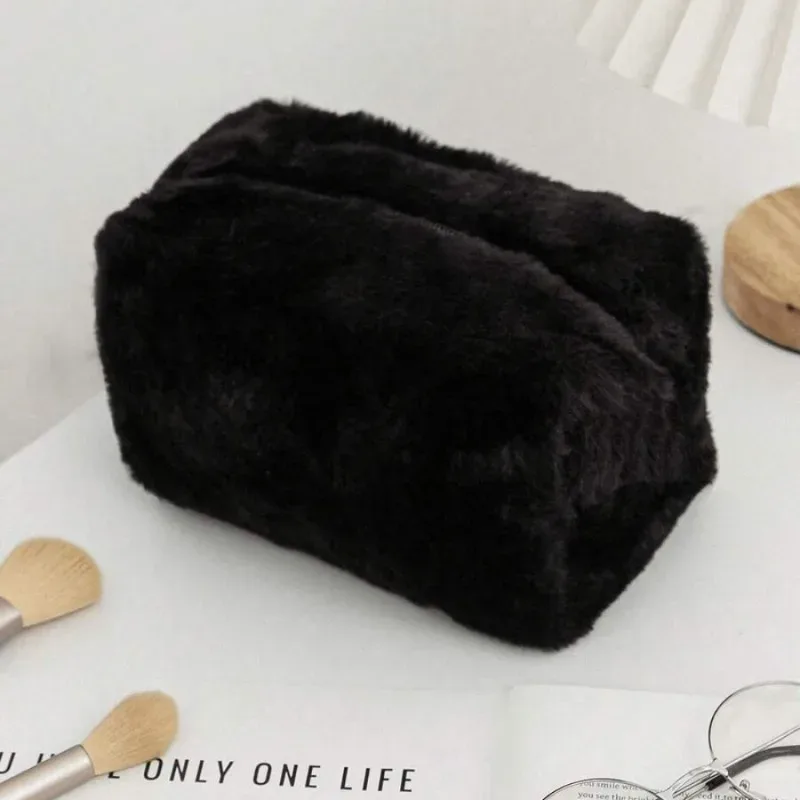 1 joli sac de rangement pour maquillage en peluche - sac de maquillage simple en nylon, adapté aux voyages et aux étudiants, confortable et moelleux, grande capacité, adapté à l'hiver, disponible en rose et autres couleurs, non lavable