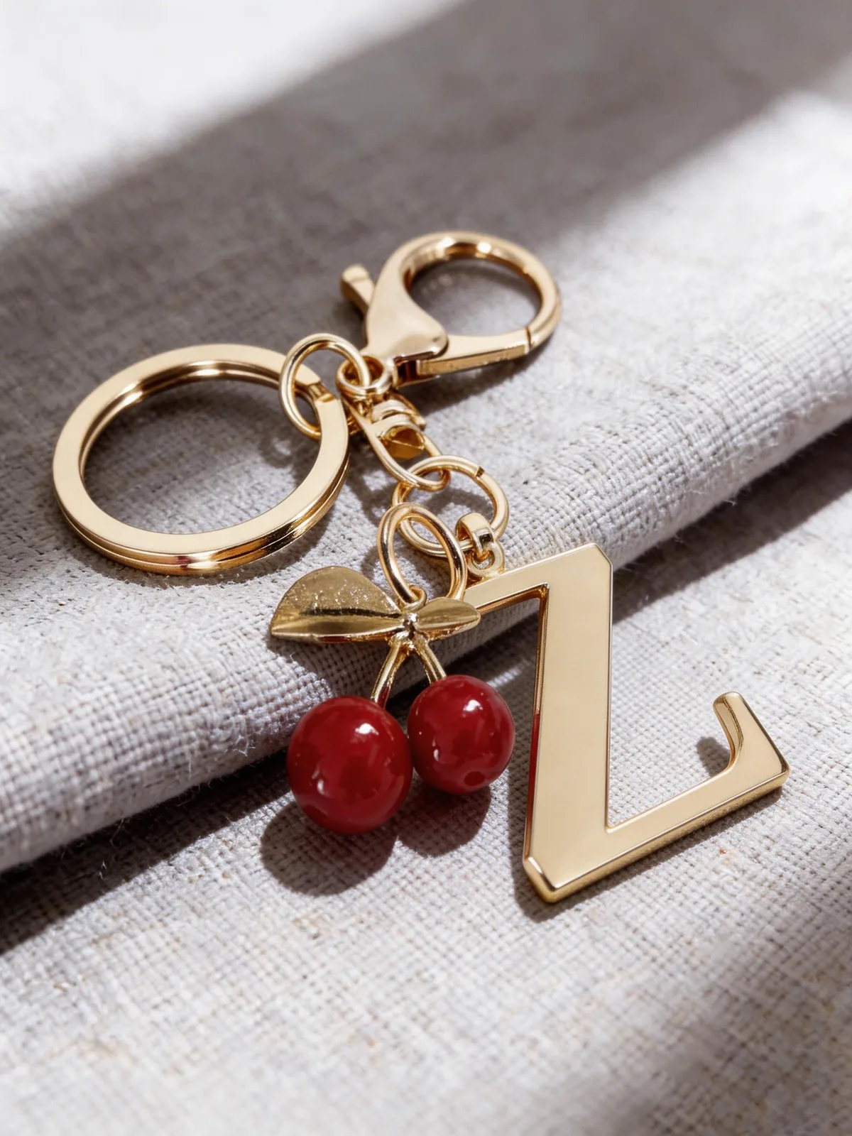 porte-clés élégant en or de qualité supérieure, pendentif 3d alphabet a-z, accessoire cœur rouge, anneau de porte-clés argenté tendance, pour sac/ordinateur portable