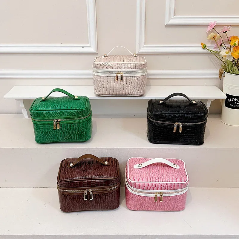 sac de maquillage à grande capacité à motif crocodile, sac de rangement cosmétique pour homme et femme, trousse de toilette, style nordique, matériau pu