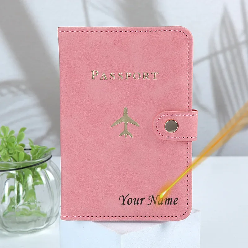 couverture de passeport personnalisée avec nom sur la couverture, motif avion, porte-passeport avec texte personnalisé, étui pour homme et femme, portefeuille pour documents de voyage