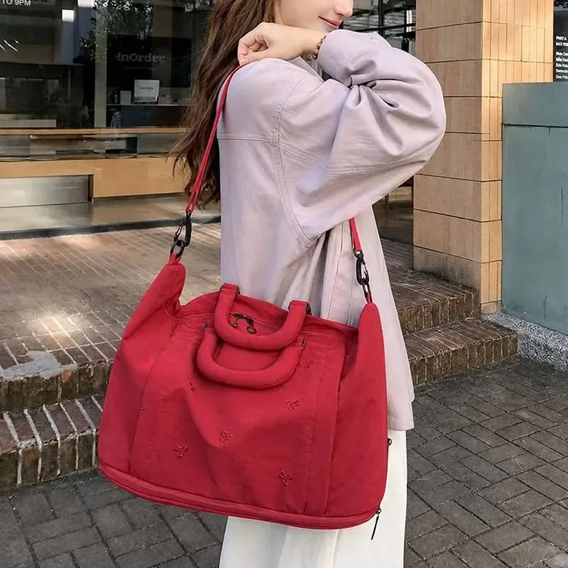sac de voyage en toile pour femme avec broderie papillon, grande capacité, sac de week-end, sac de nuit avec poignée en corde