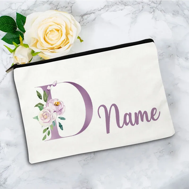 pochette de maquillage personnalisée violette à 26 motifs floraux, sac de toilette pour articles de voyage, cadeau de mariage ou d'anniversaire avec nom personnalisé