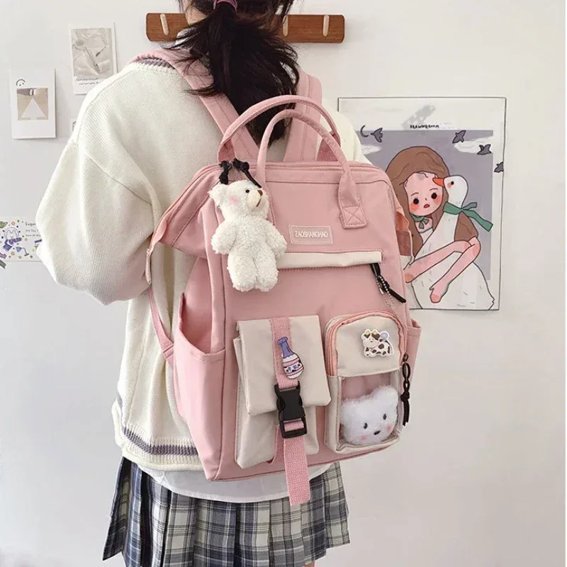 sac dos nylon patchwork noir blanc gris femmes voyage ecole bandoulière arquée fermeture éclair poche integree pcs ouverte style preppy