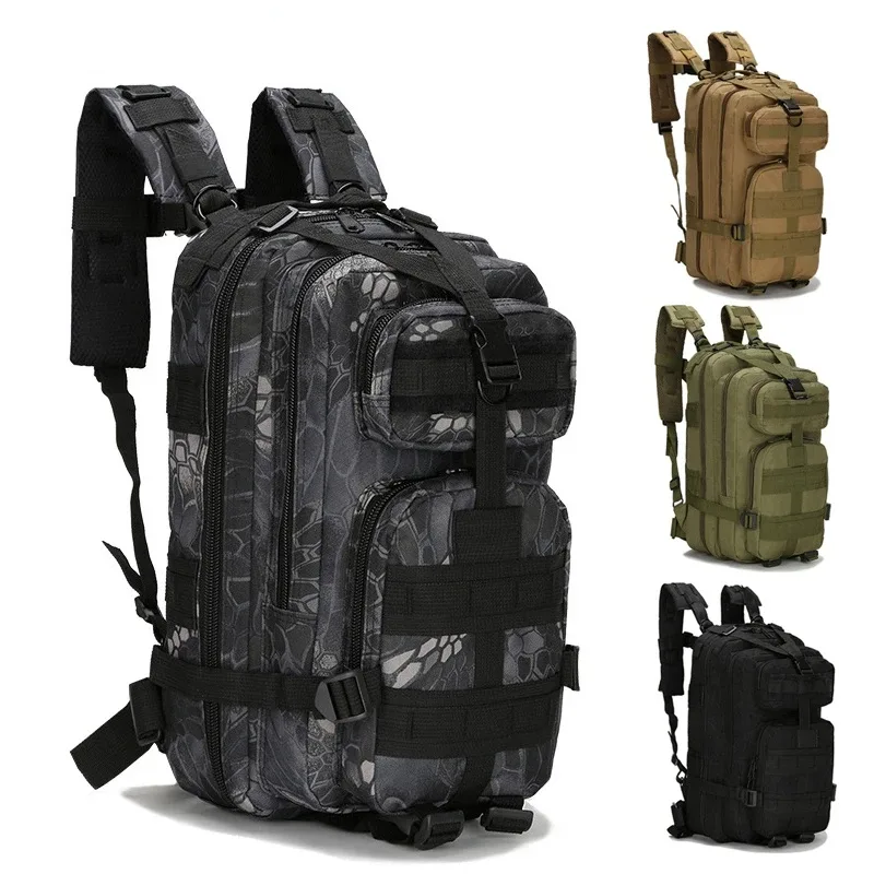 Sac Dos Nylon Camouflage Noir Bandes Grises Poche Ouvrée Décoration Verrouillage Trapézoïdale Voyage Sport Camping Randonnée