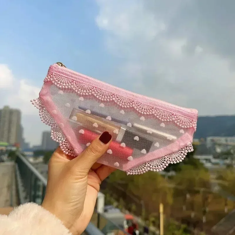 pochette de maquillage transparente y2k en maille et dentelle, forme cœur, style ins, trousse de toilette de voyage