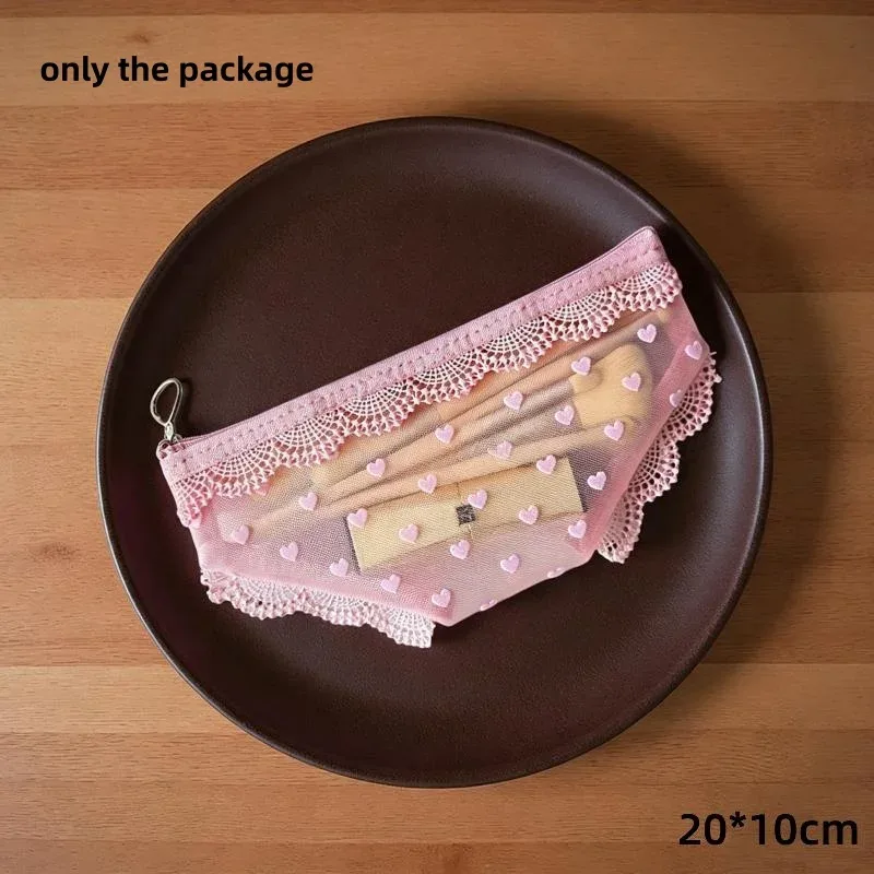 pochette de maquillage transparente en dentelle et maille à imprimé cœur coquette, en forme de culotte, mini sac de voyage portable, pochette de rangement pour maquillage, portefeuille.