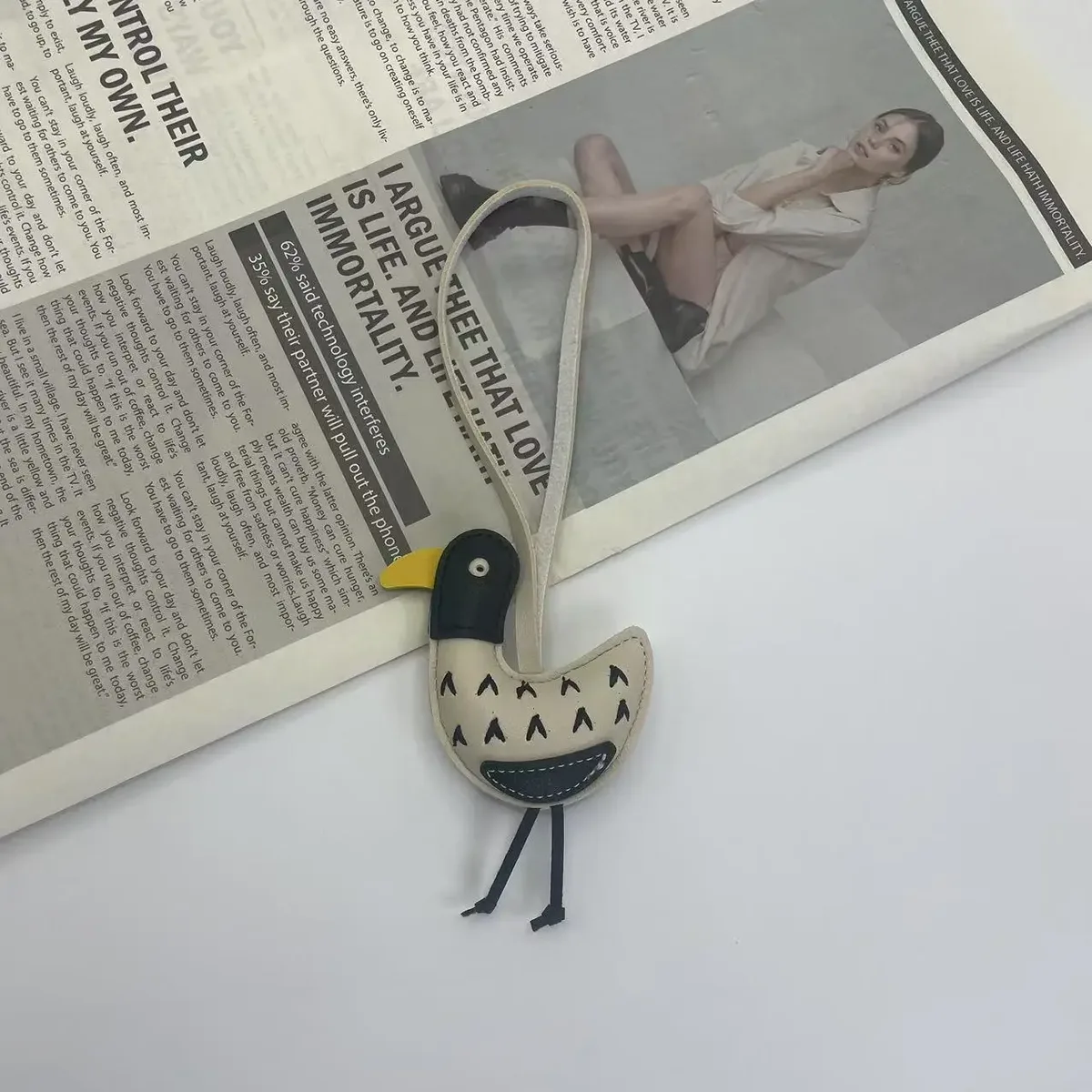 pendentif de valise en forme de canard de dessin animé, porte-clés créatif et mignon, pendentif pour vêtements, sac tendance suspendu, cadeau exquis, décorations de voiture