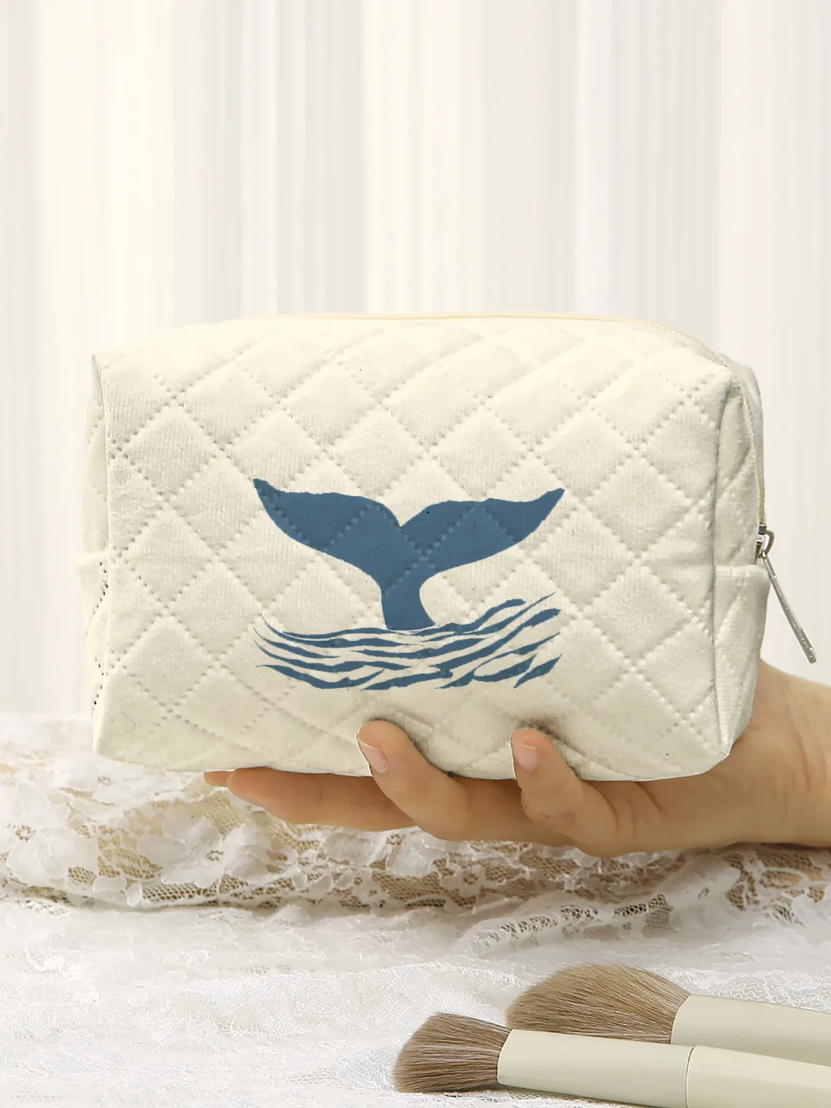 sac à cosmétiques matelassé imprimé queue de baleine, pochette à maquillage portable à fermeture éclair, sac de rangement de voyage pour femmes, utilisation quotidienne en extérieur