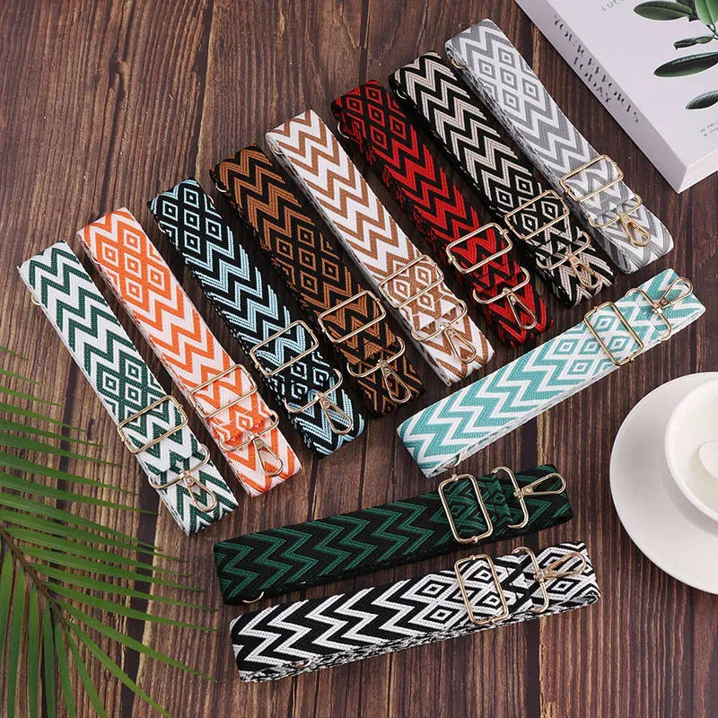 sangle sac tissu motif géométrique noir vert orange blanc boucles dorées accessoire voyage remplacement bandoulière polyvalente