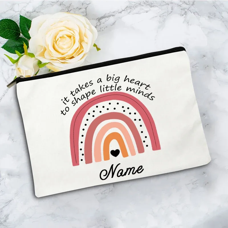 trousse de maquillage bohème arc-en-ciel personnalisée avec nom, trousse de toilette de voyage, cadeau d'anniversaire pour enseignant avec nom personnalisé