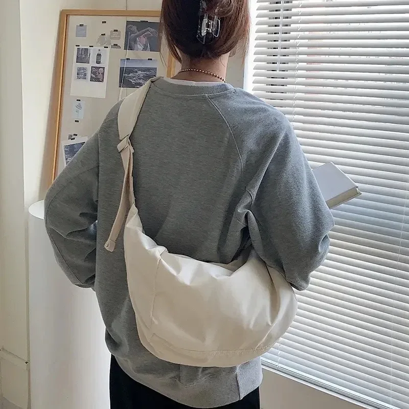 nouvelle mode été grande capacité décontracté en nylon femmes sac à bandoulière style coréen hobos sac jeunesse bandoulière sac à bandoulière