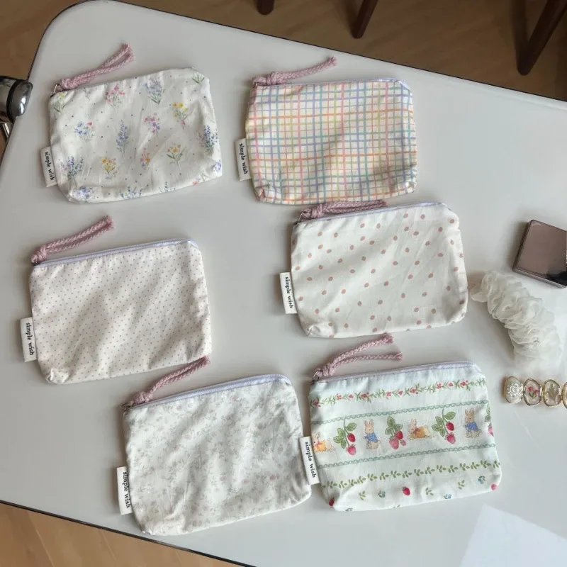nouvelle pochette de maquillage tendance pour rouge à lèvres et serviettes hygiéniques, mini trousse de rangement cosmétique, sacs de voyage organisateurs pour femmes, petite pochette de rangement