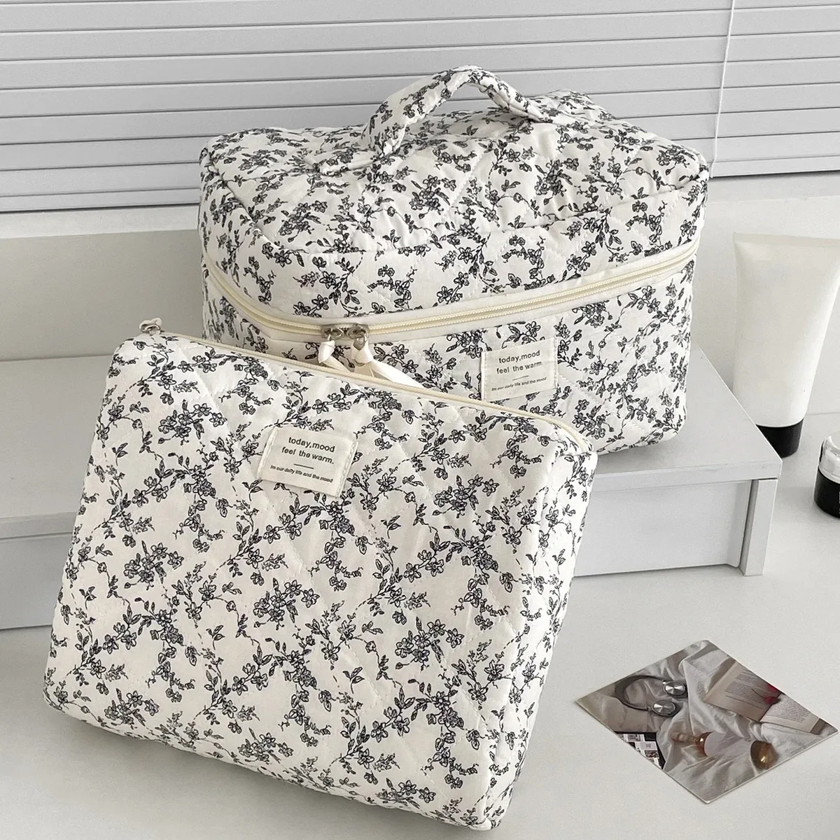 sac à cosmétiques en coton à fleurs noires pour femmes, 1 pièce, sacs de rangement en tissu, petite pochette de voyage de grande capacité, étui de maquillage pour femmes