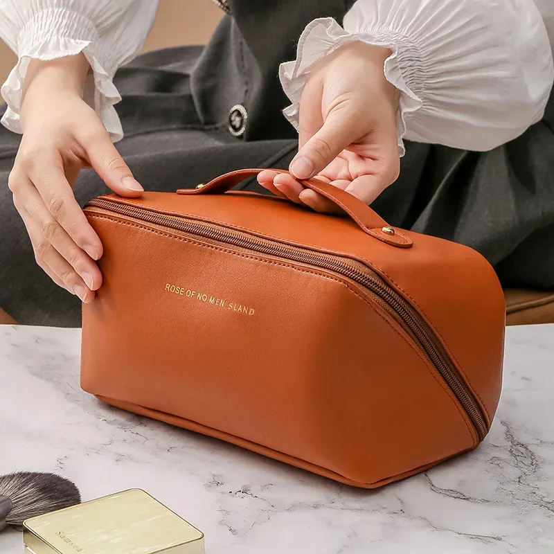 sac de rangement de cosmétiques, grande capacité, portable, ins, haut de gamme, célèbre sur internet, nouveaux cosmétiques de voyage, sac de rangement de produits de toilette