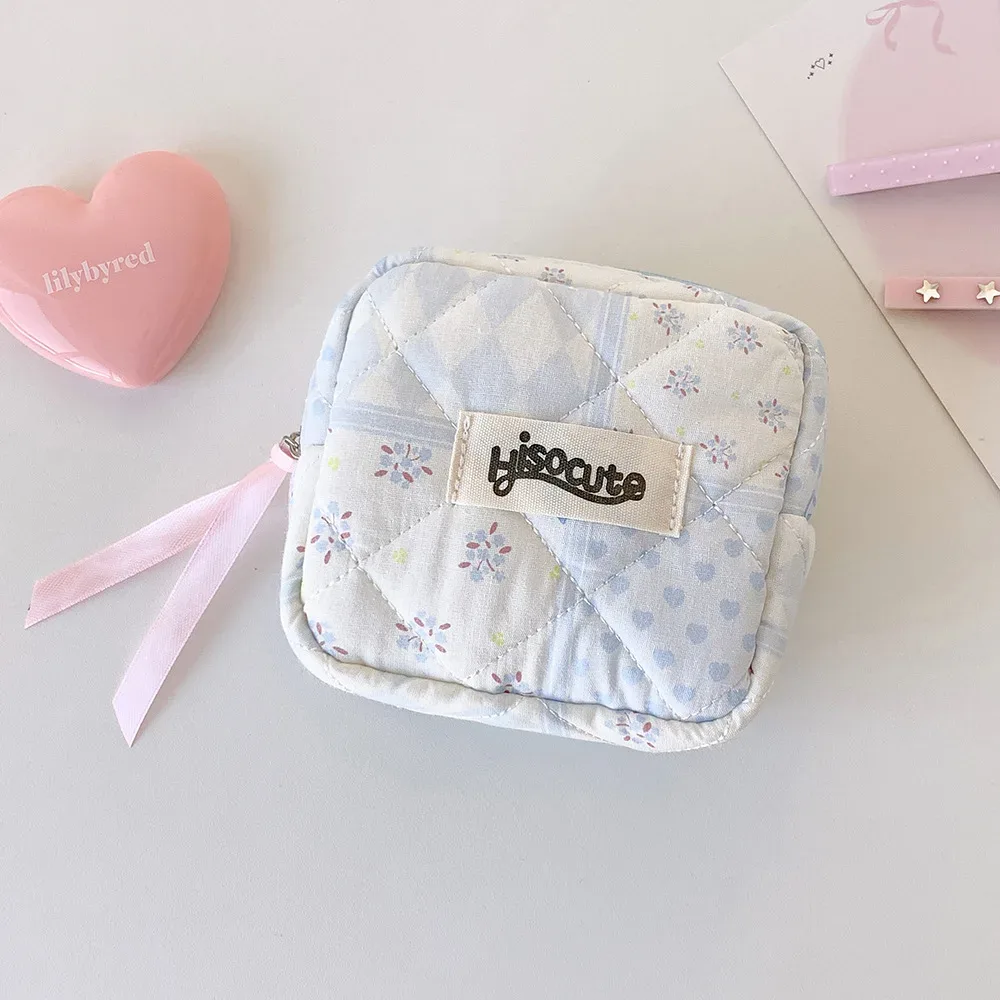 nouvelle trousse de maquillage carrée matelassée avec nœud, sac de voyage portable pour fille, sac d'hygiène en coton, sac de rangement cosmétique, cadeau d'anniversaire pour femme