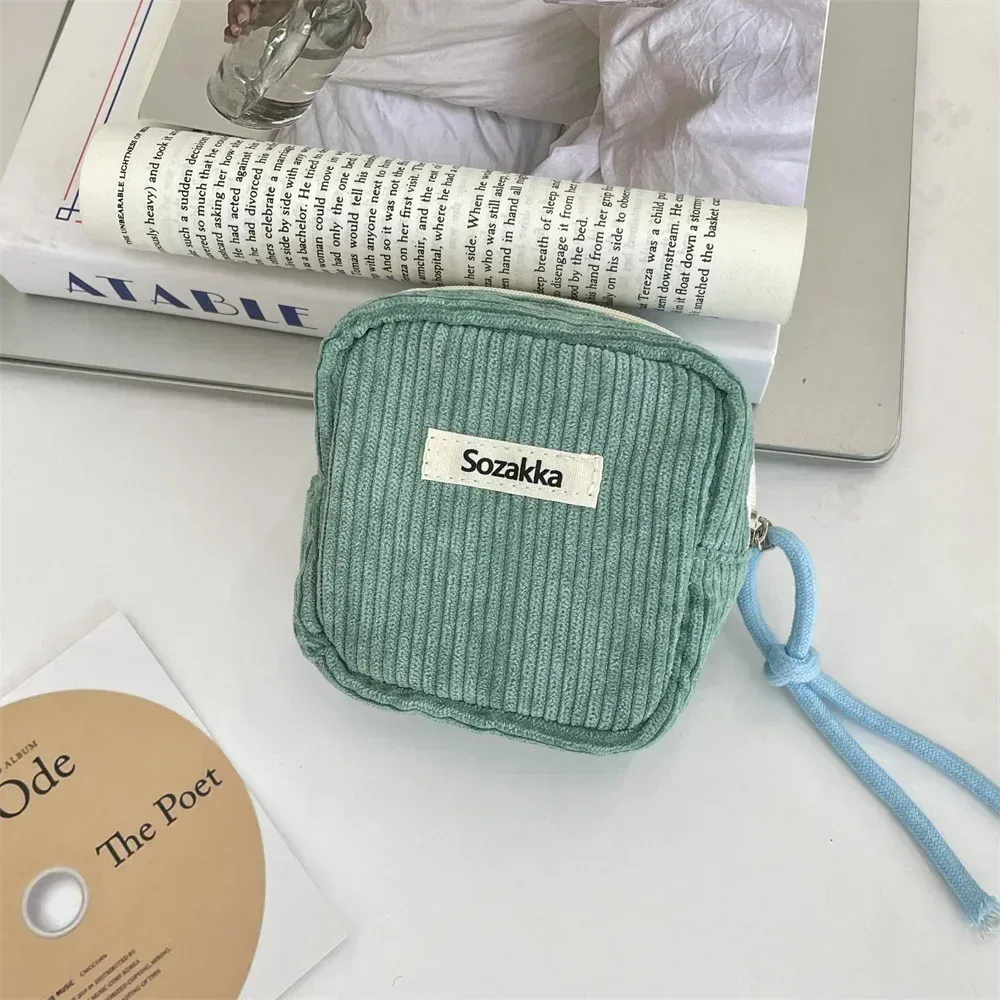 porte-monnaie pour femmes avec fermeture éclair, grande capacité, sac à cosmétiques, serviettes hygiéniques, écouteurs, pochette à rouge à lèvres, petite trousse de maquillage carrée