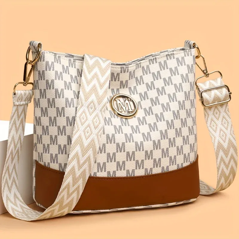 sac à bandoulière élégant pour femme avec badge « m », design multi-poches, bandoulière réglable, cadeau idéal pour les femmes