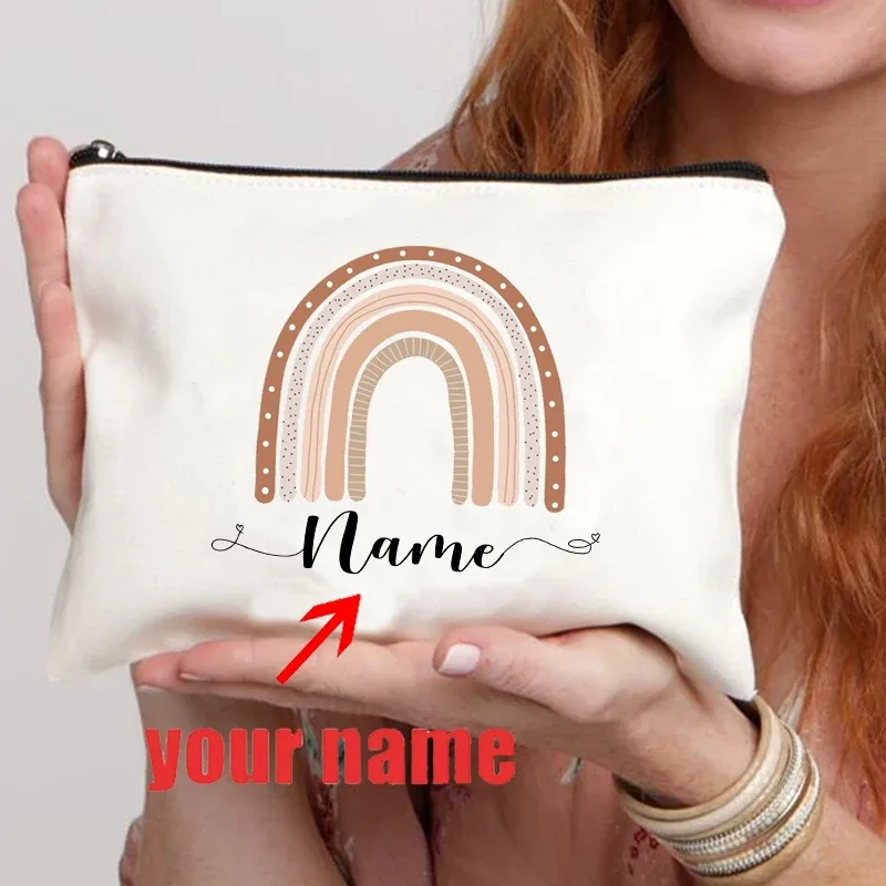 trousse de maquillage avec nom personnalisé pour enseignant arc-en-ciel, cadeau de remise de diplôme personnalisé pour enseignants, trousse à crayons, cadeau de rentrée scolaire, bourse pour femmes