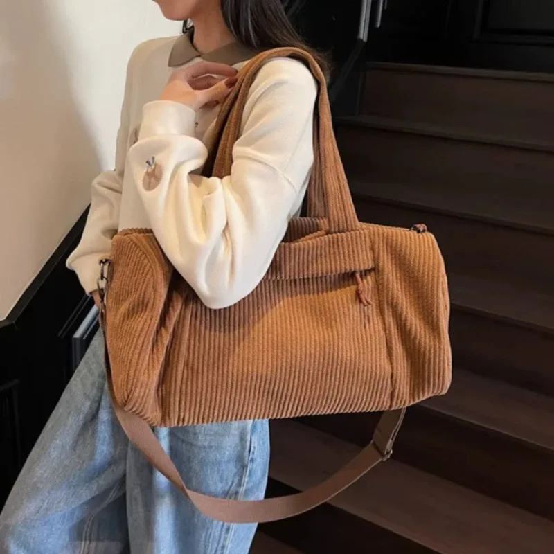 sac de voyage de haute qualité en velours côtelé, sac à bandoulière, sac de sport pour femme, sac fourre-tout 2026, grand sac à main de créateur pour dames