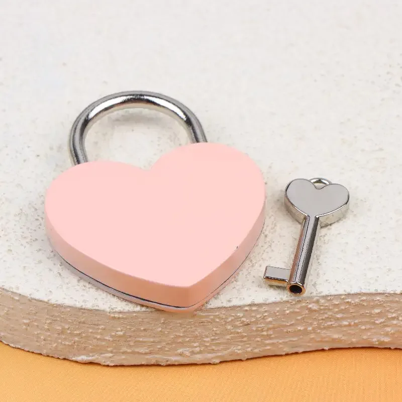 cadenas serrure tsa métal forme coeur couleur romantique usage voyage sécurité objet décoratif cadeau evénement commémoratif