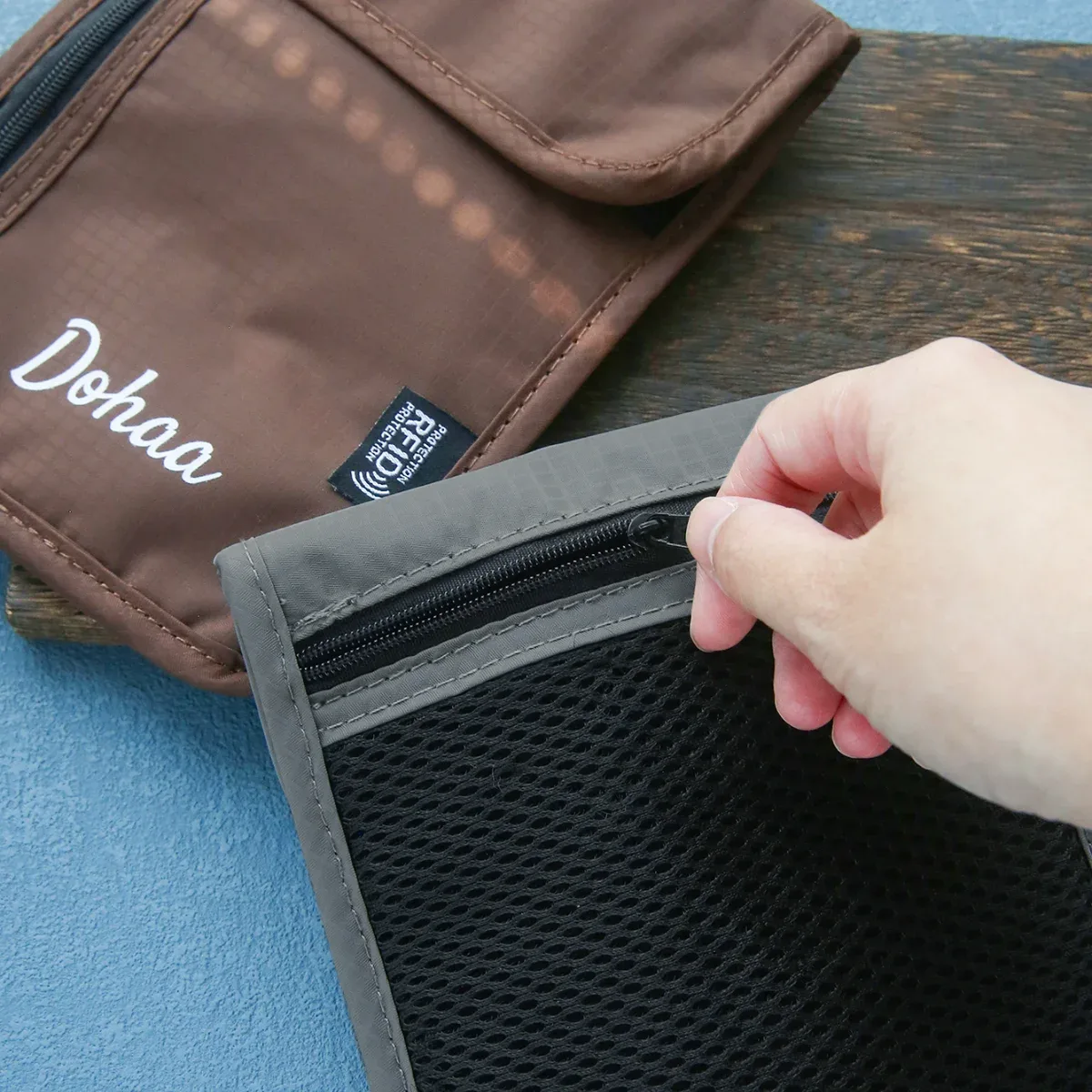pochette de cou personnalisée anti-rfid pour passeport, sac de voyage en nylon anti-radiation, portefeuille de cou portable, porte-cartes d'identité bandoulière