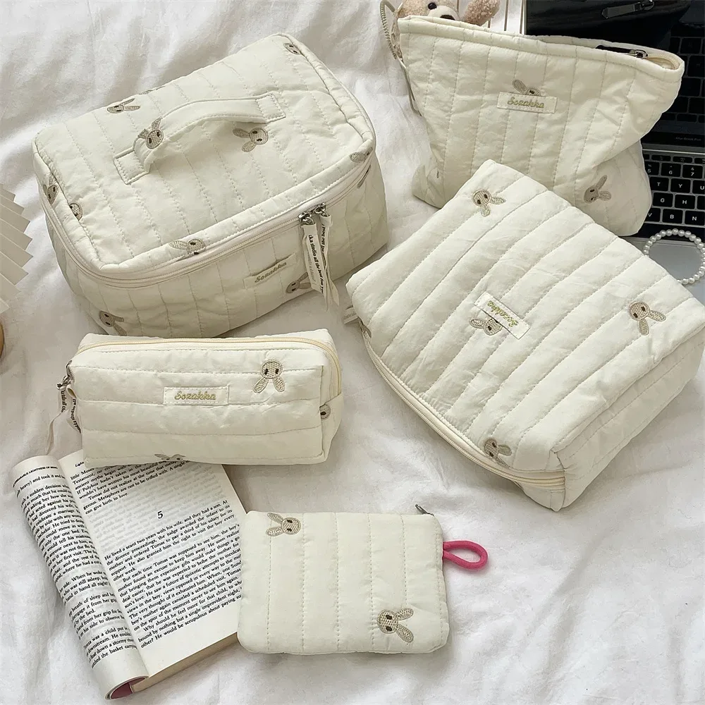 sac à cosmétiques matelassé brodé pour femmes, tissu en coton doux, trousse de maquillage pour dames, sacs à main de rangement, trousse à crayons pour filles d'université
