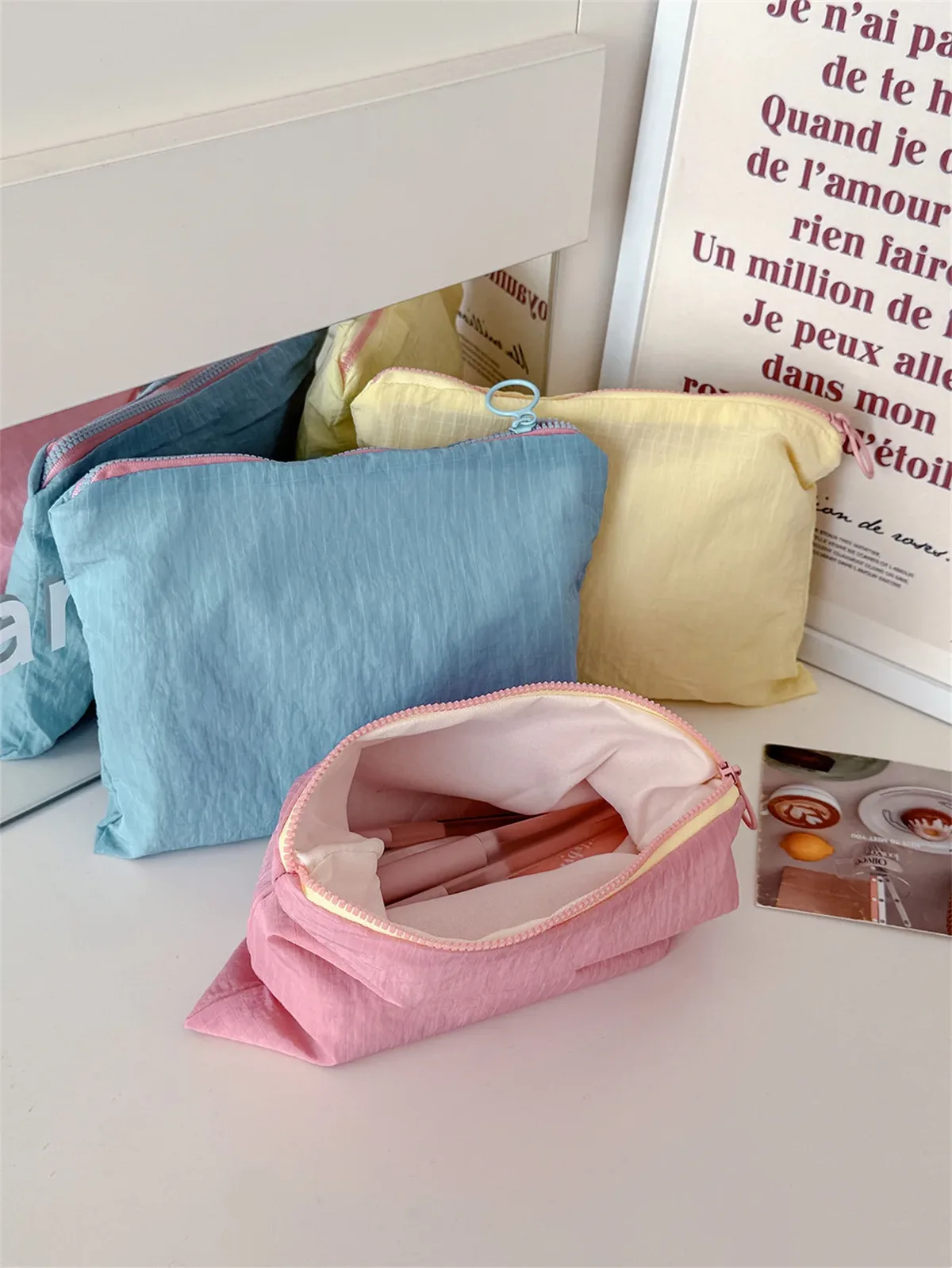 pochette de maquillage en nylon à carreaux, élégante et portable, organiseur extérieur pour câbles, articles divers, pochette de rangement cosmétique